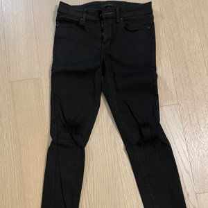 UNIQLO black ripped jeans